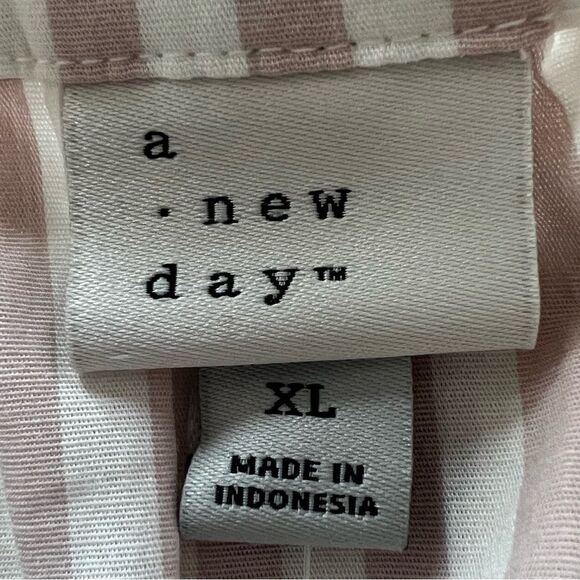 A New Day Taupe striped Balloon Sleeve Quarter Button Blouse XL - Picture 8 of 13